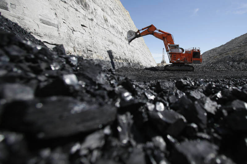 Según un informe, la productividad del carbón cayó un 6.2% el año pasado.