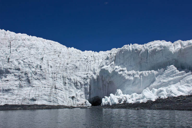 En 55 años, el país ha perdido el 61% de los 1,035 kilómetros cuadrados de glaciares que tenía en dieciséis cordilleras nevadas.
