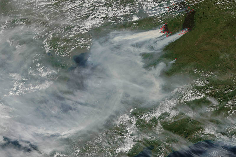 Unas 133,000 hectáreas al oeste del lago Baikal, al sur de Siberia, fueron consumidas por el fuego.