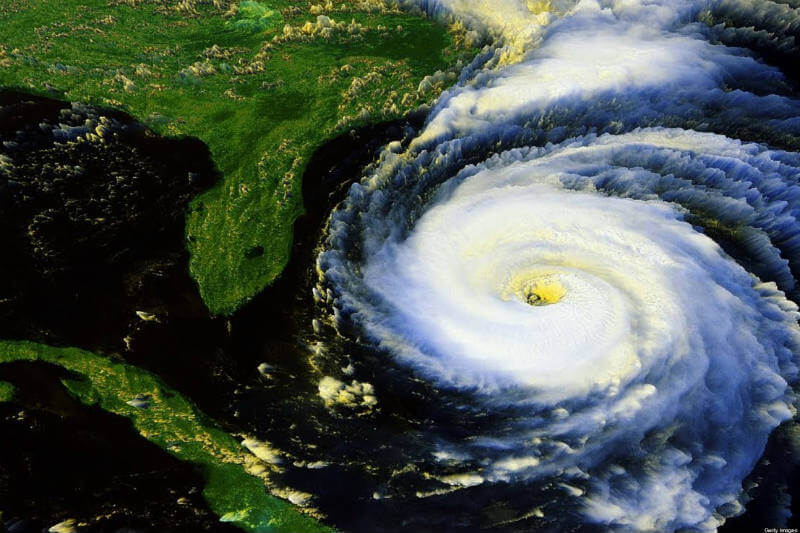 Funcionarios públicos opinan de porqué no creen que el cambio climático esté ligado a la intensidad de los huracanes.