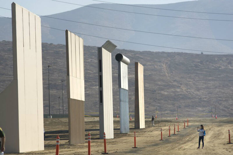 Según especialistas, la larga barrera de acero que Donald Trump quiere construir en la frontera con México dañará más el medio ambiente que la inmigración.