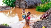 Después de una semana de lluvias e inundaciones, continúan los trabajos de rescate en Madagascar, África.