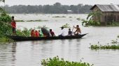 Más de un millón desplazados por inundaciones en India