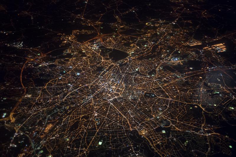 Contaminación lumínica en las ciudades es cada vez más grande