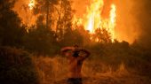 Incendios forestales y olas de calor impactan Grecia, Turquía e Italia