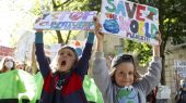 Vuelven las Marchas Climáticas en todo el mundo. - Foto por David Cliff/AP