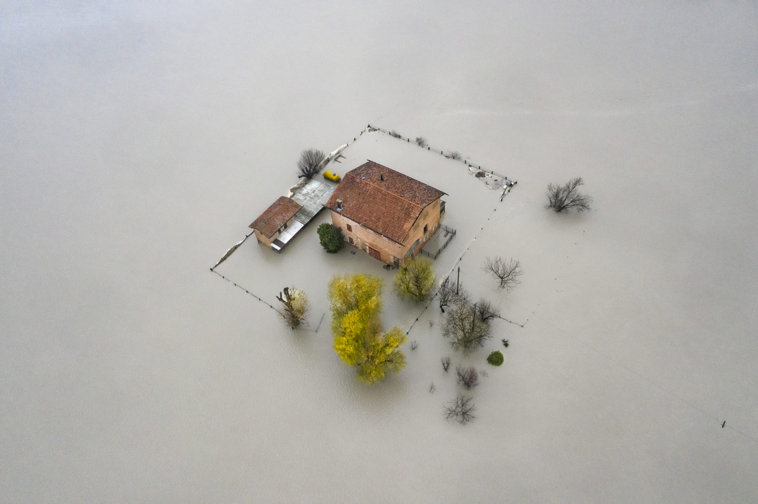 Vista aérea del río Panaro inundado. - Foto Michele Lapini/Environmental Photographer of the Year 2021