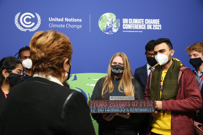 Líderes mundiales decidieron reducir en lugar de eliminar el carbón en la COP26
