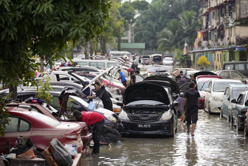 Miles de evacuados por las fuertes lluvias en Malasia.