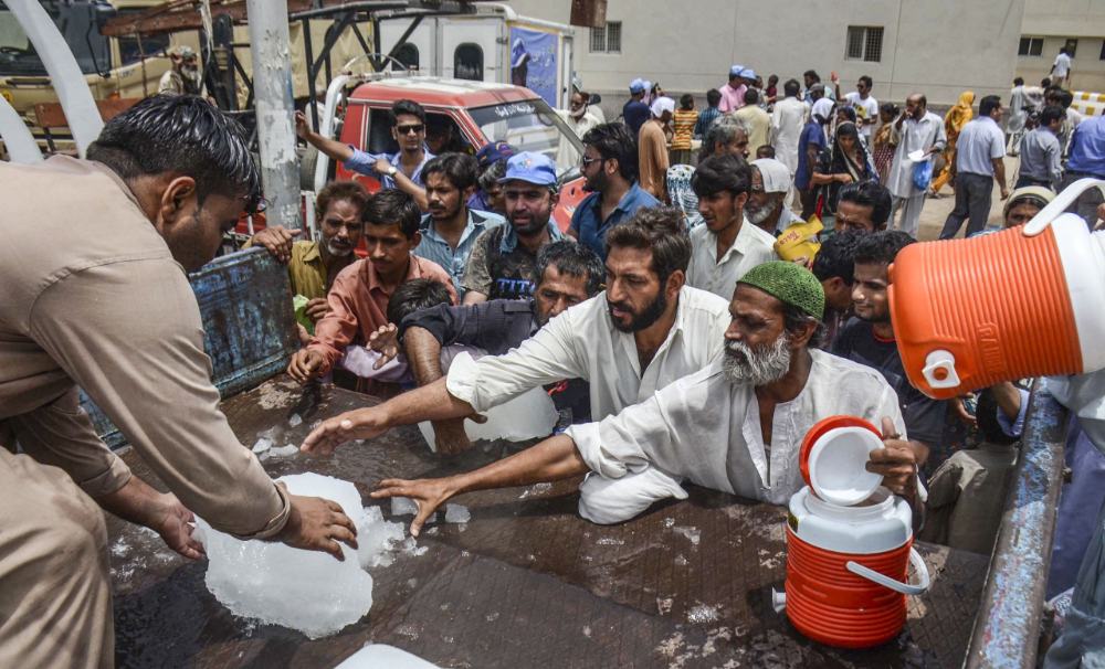 Ola de calor en Pakistán en 2015. - Foto Qaisar Khan/Anadolu Agency/Getty Images