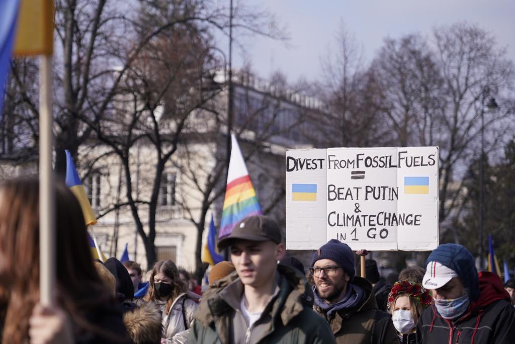 Protestas del conflicto entre Ucrania y Rusia y su impacto en el cambio climático. - Foto Greenpeace_PL/Twitter