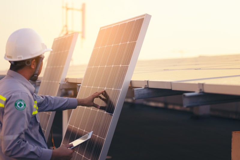 Amazon financia una startup de tecnología solar.