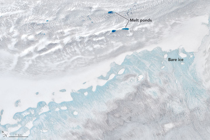 Áreas derretidas por el calor excesivo durante el verano 2022 en Svalbard. - Foto NASA