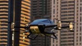 Automóvil volador hace su primer vuelo público en Dubai.