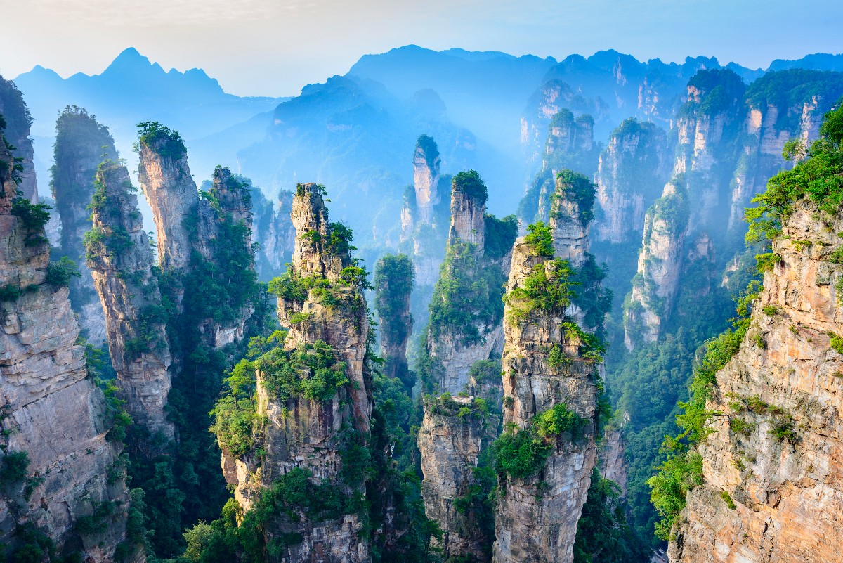 Parque forestal de Zhangjiajie en China se usó de inspiración para escenarios de Avatar. - Foto aphotostory/Gettyimages