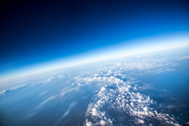La capa de ozono se recupera lentamente.