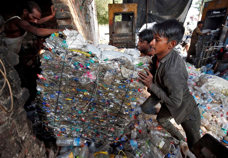 Países del mundo se reúnen para discutir tratado sobre la contaminación plástica