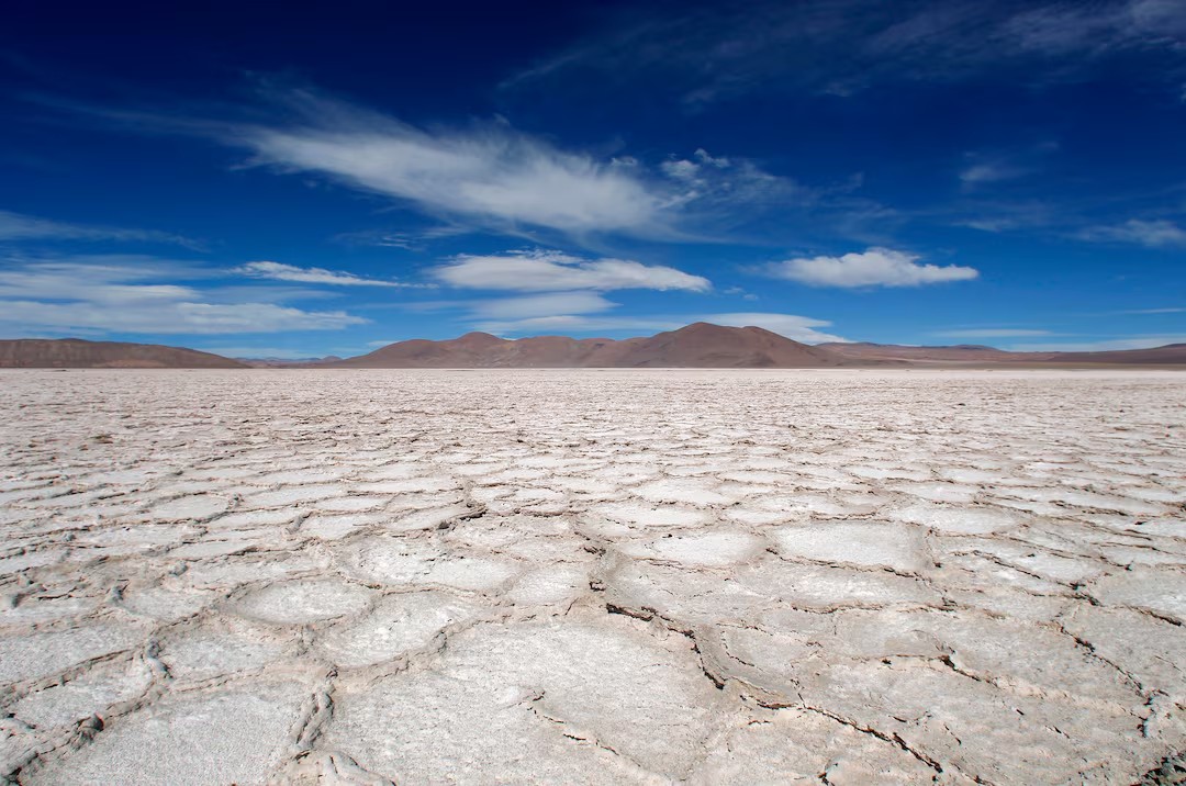 Salar del Hombre Muerto completamente seco en la provincia de Catamarca, Argentina. - Foto Enrique Marcarian/Reuters