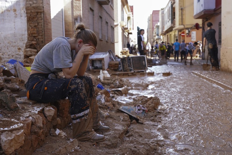 Clima extremo le cuesta billones al planeta en una década.